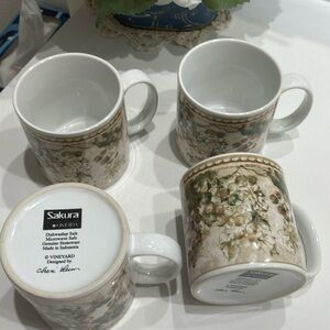 Oneida Sakura Vineyard 4 Coffee/Tea/Hot Chocolate Mugs by Cheri Blum